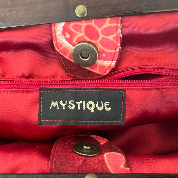 MYSTIQUE Burgundy Paisley Sequence Beaded Wood Handles Vintage Style Handbag NWT - Picture 12 of 14